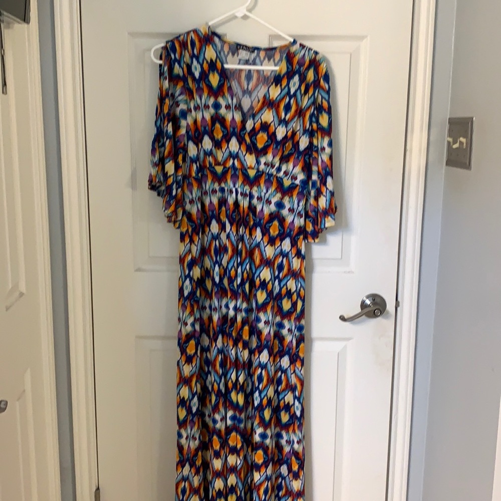 Bright colored short sleeved flowy maxi dress.